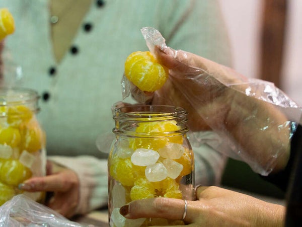 【東京駅発着】真壁のひなまつりと名物「福来(ふくれ)みかん」マイ七味づくり &創業240年の老舗酒蔵で楽しむリキュールづくりのダブル体験日帰り3